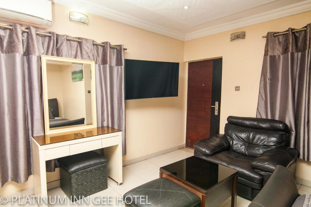 Platinum Inn Gee Hotel Suru Lere Eksteriør bilde